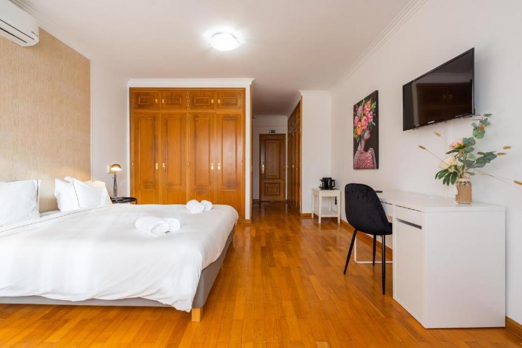 Hotel Kubata Hill Parede Zewnętrze zdjęcie
